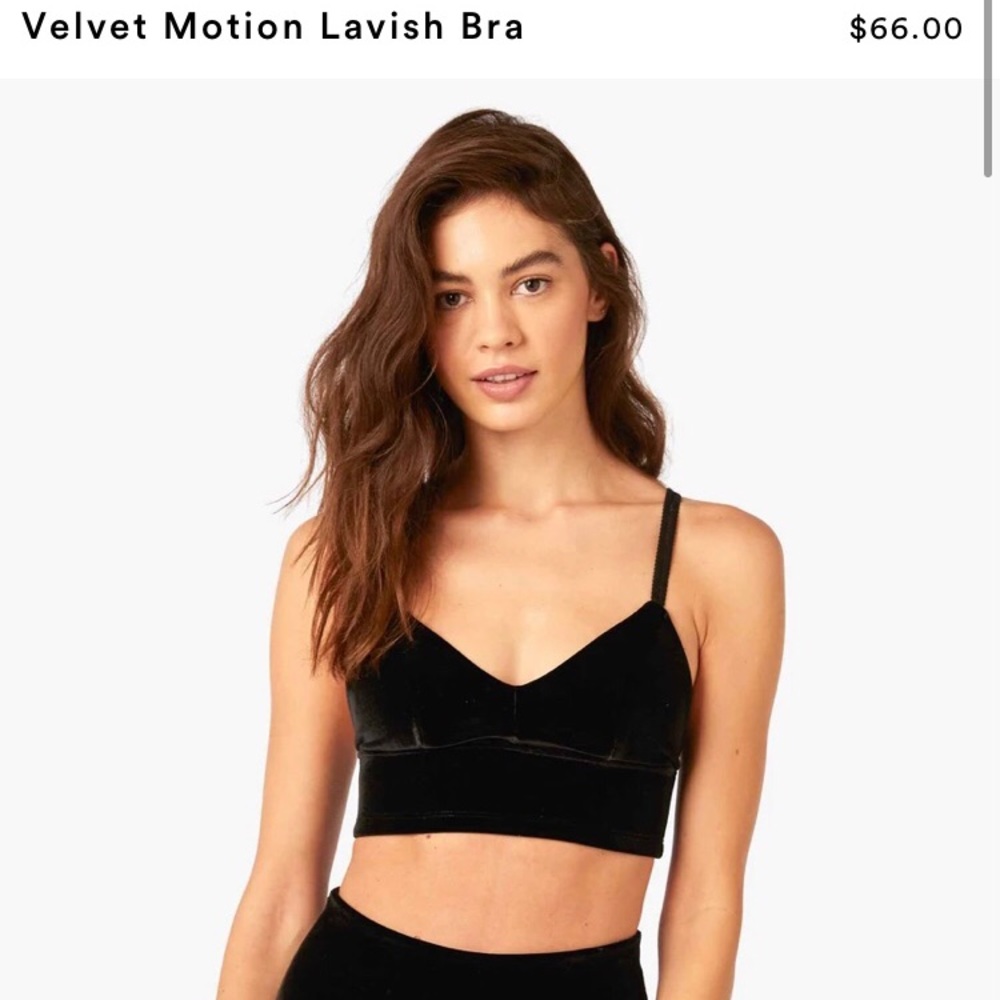 Beyond yoga velvet bra